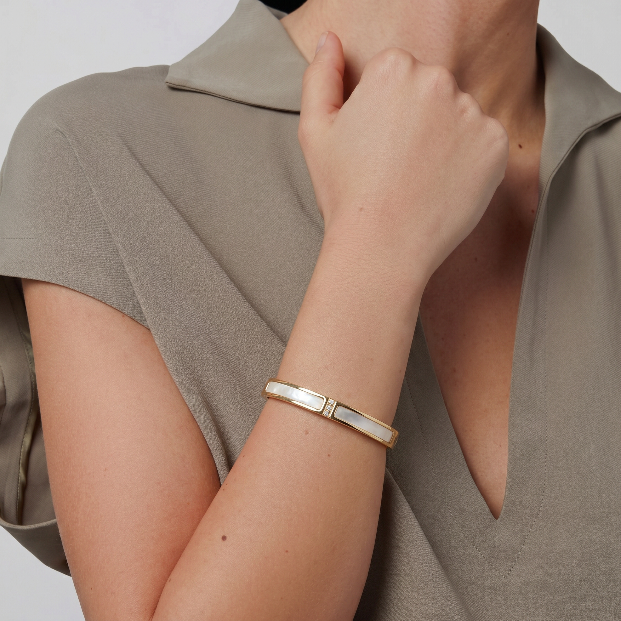 Aurelia™ Waterproof Gold Cuff Bangle