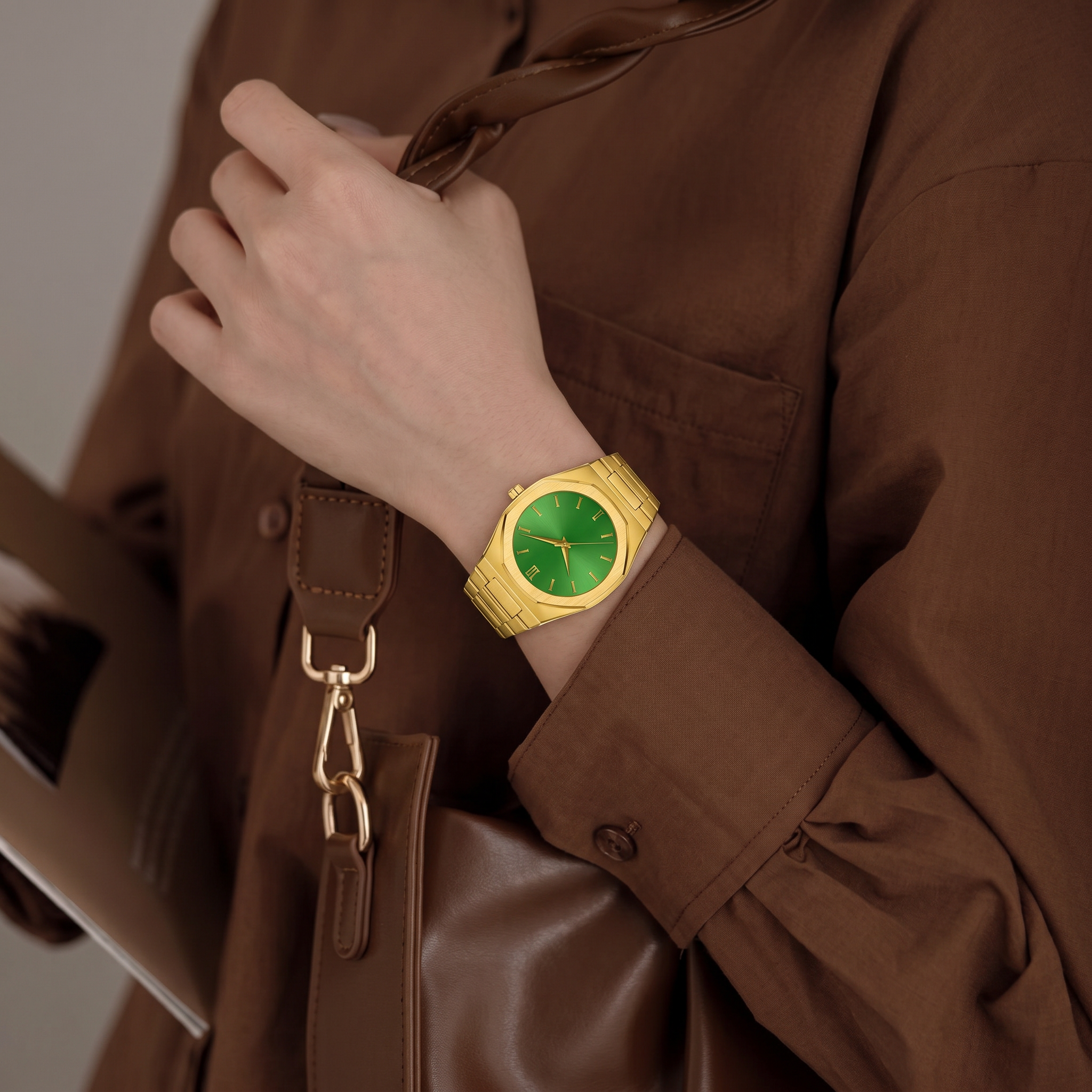 Luvier™ Imperial Edge Roman Dial Watch