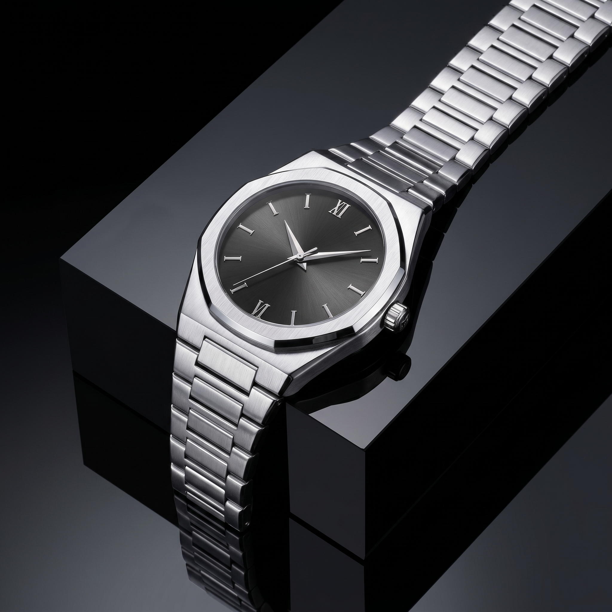 Luvier™ Imperial Edge Roman Dial Watch