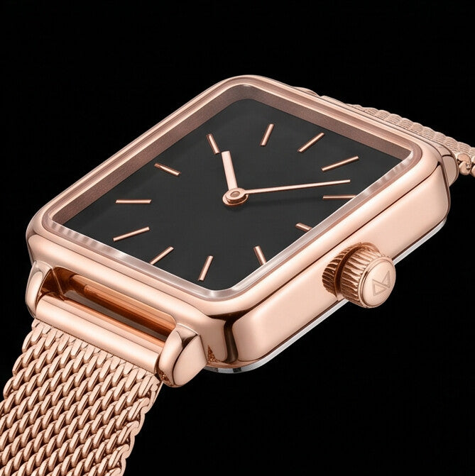 Luvier™ NoirFrame Signature Watch