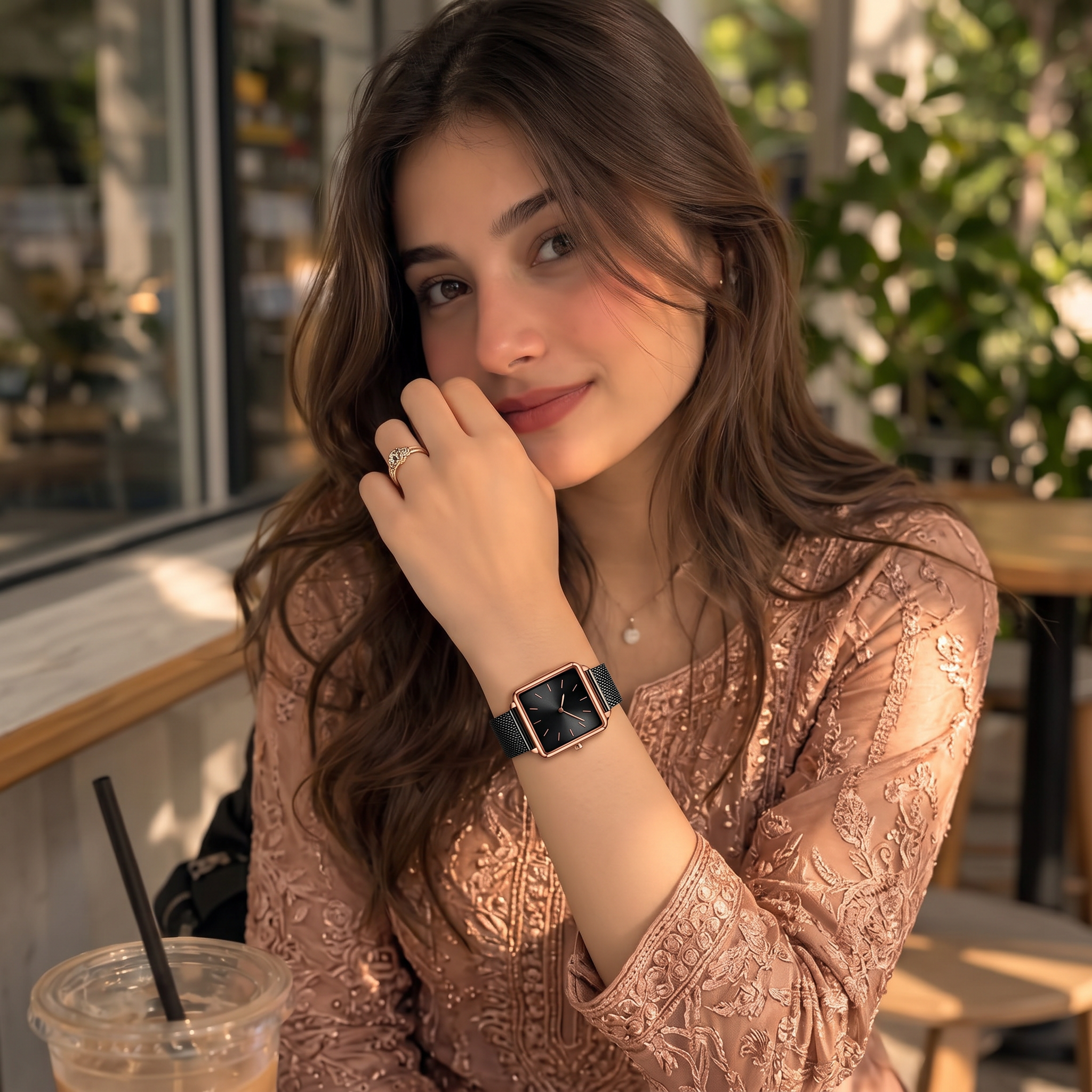 Luvier™ NoirFrame Signature Watch